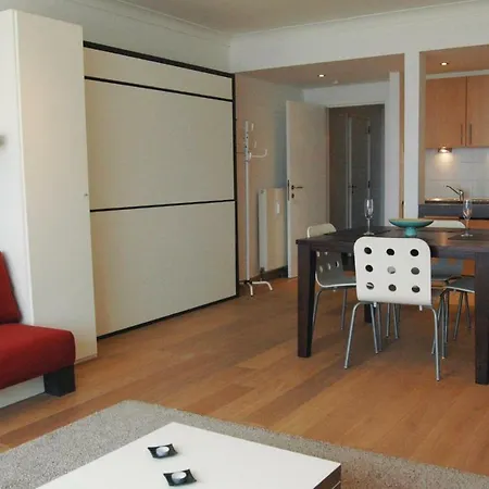 Angeles Ref, 130 * Ostend